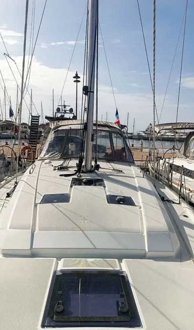 Yacht BENETEAU - Oceanis 41.1 "Illusion"