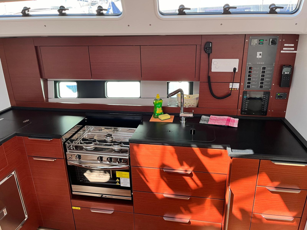 Yacht HANSE - 460 "Riesling"