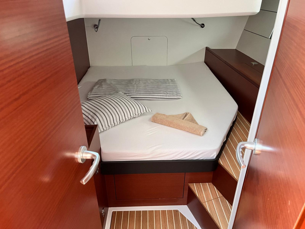 Yacht HANSE - 460 "Riesling"