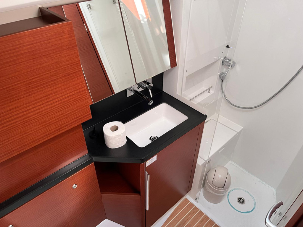 Yacht HANSE - 460 "Riesling"