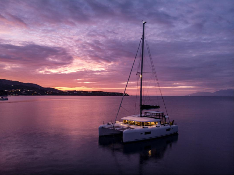 Yacht LAGOON - 42 "Dream of Life"