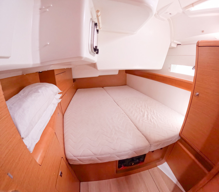 Yacht JEANNEAU - Sun Odyssey 519 "Leia"