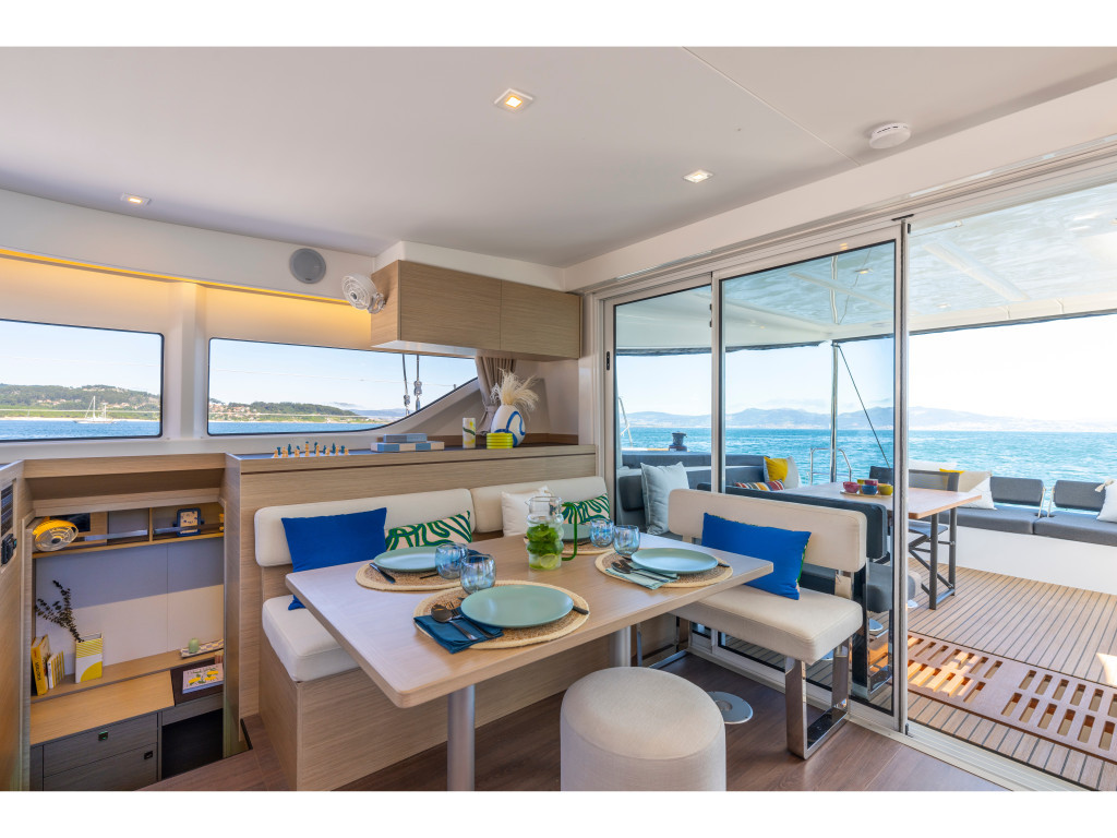 Yacht LAGOON - 43 ""