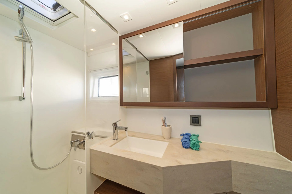 Yacht LAGOON - 46 "Lizz"