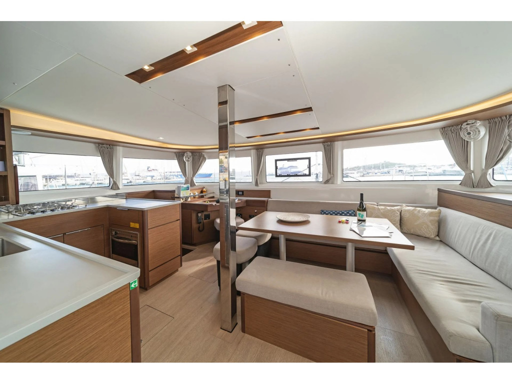 Yacht LAGOON - 46 "Lizz"
