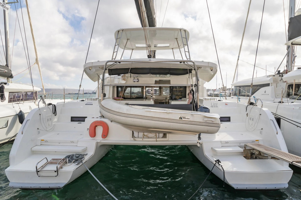 Yacht LAGOON - 46 "Lizz"