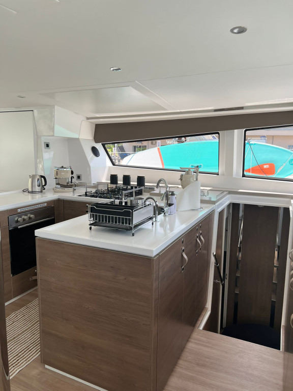 Yacht CATANA - Bali 5.4 "Virginia"