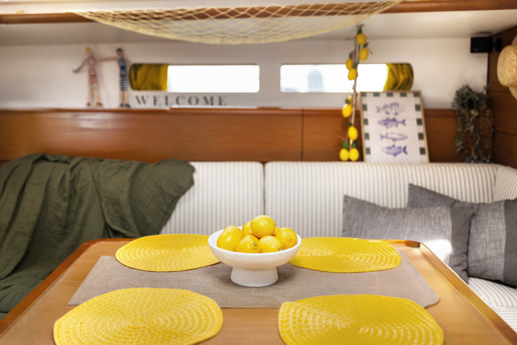Yacht JEANNEAU - Sun Odyssey 469 "Lemon"