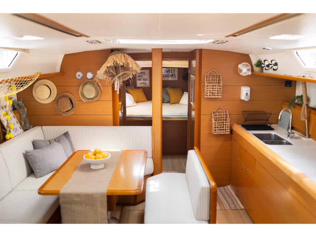 Yacht JEANNEAU - Sun Odyssey 469 "Lemon"