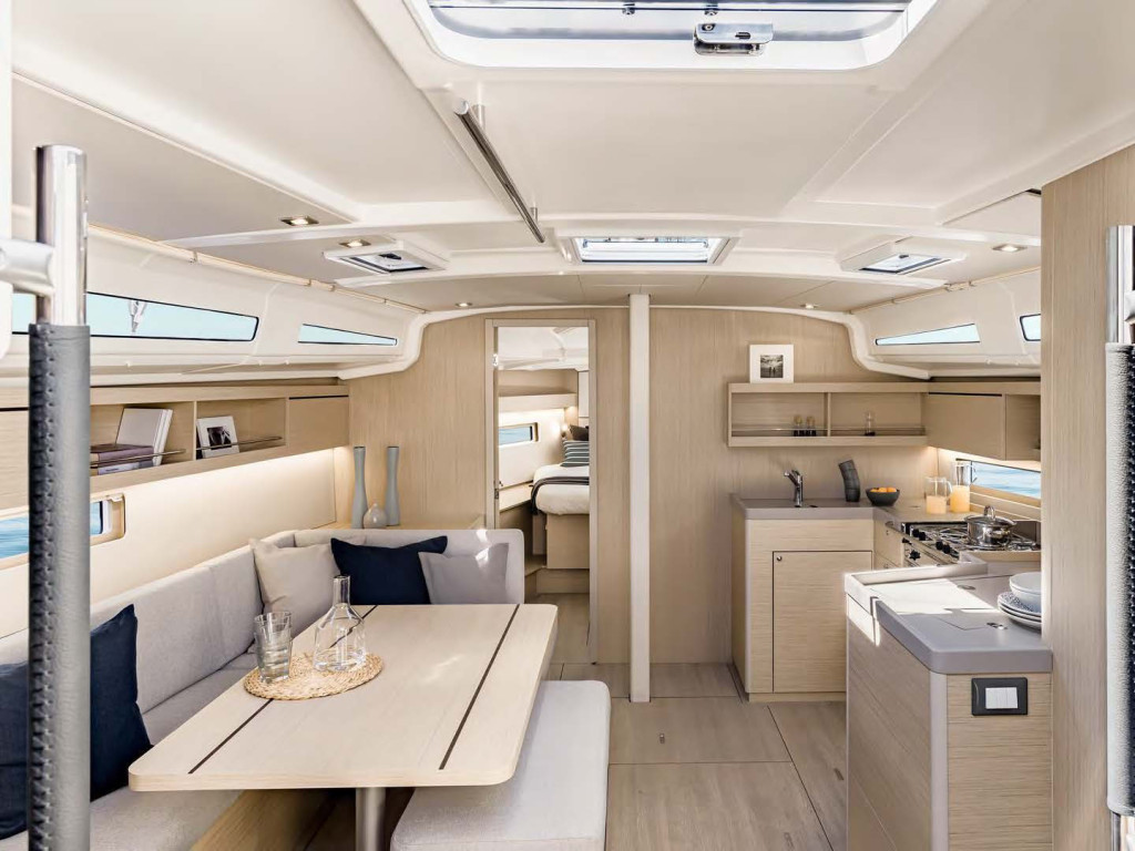 Yacht BENETEAU - Oceanis 40.1 "Lol"