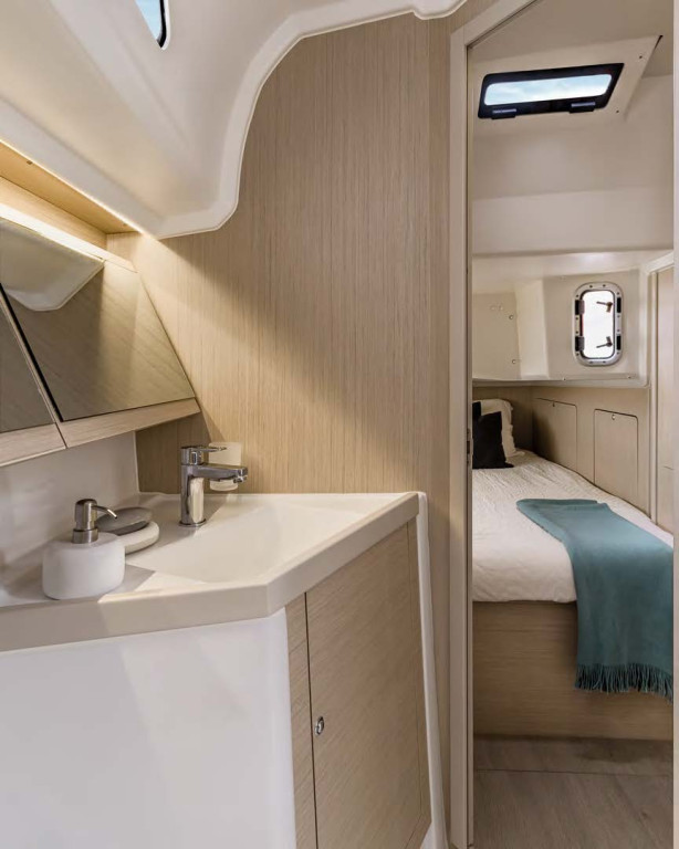 Yacht BENETEAU - Oceanis 40.1 "Lol"