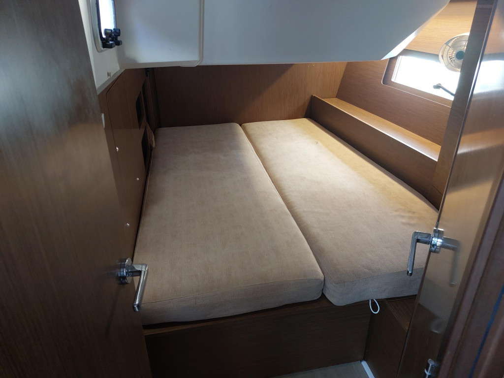 Yacht BENETEAU - Oceanis 46.1 "Kalmi"