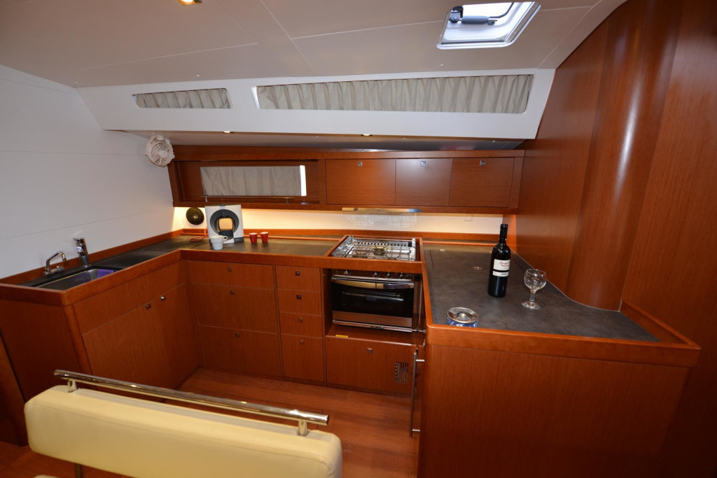 Yacht BENETEAU - Oceanis 48 "Pherousa"