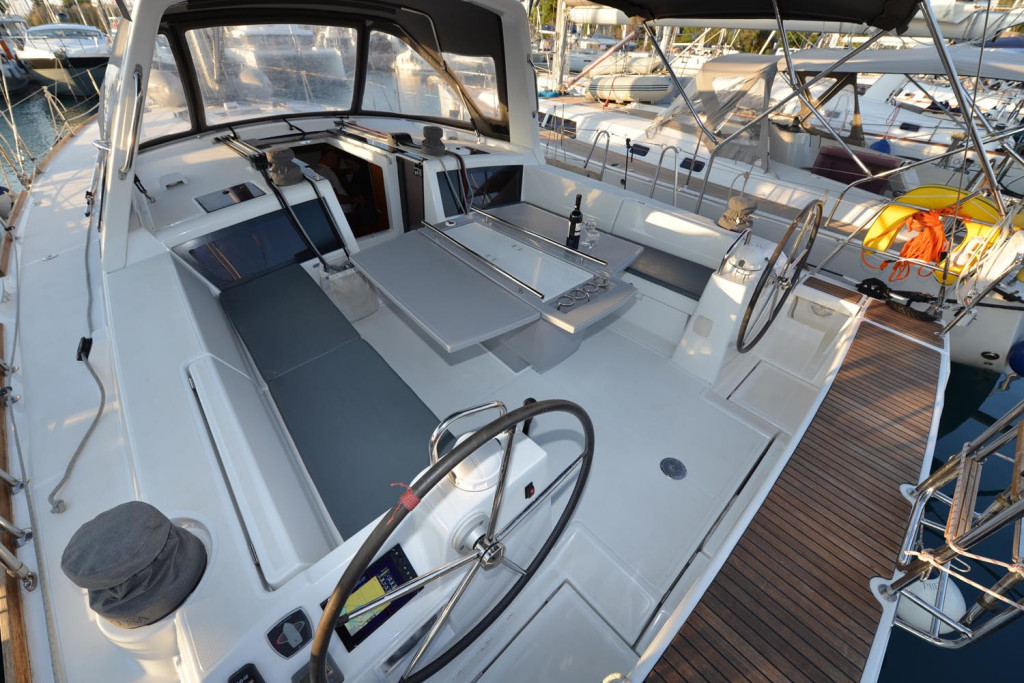 Yacht BENETEAU - Oceanis 48 "Pherousa"