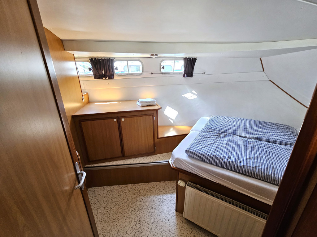 Yacht CHANTIER CPC - Tarpon 37 DP "Persephone"