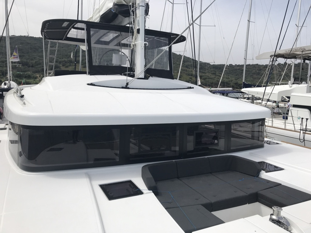 Yacht LAGOON - 52 "Dugongo II"