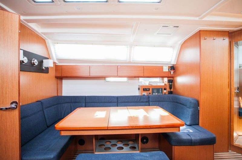 Yacht BAVARIA - Cruiser 46 "Lovro"