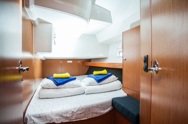 Yacht BAVARIA - Cruiser 46 "Lovro"