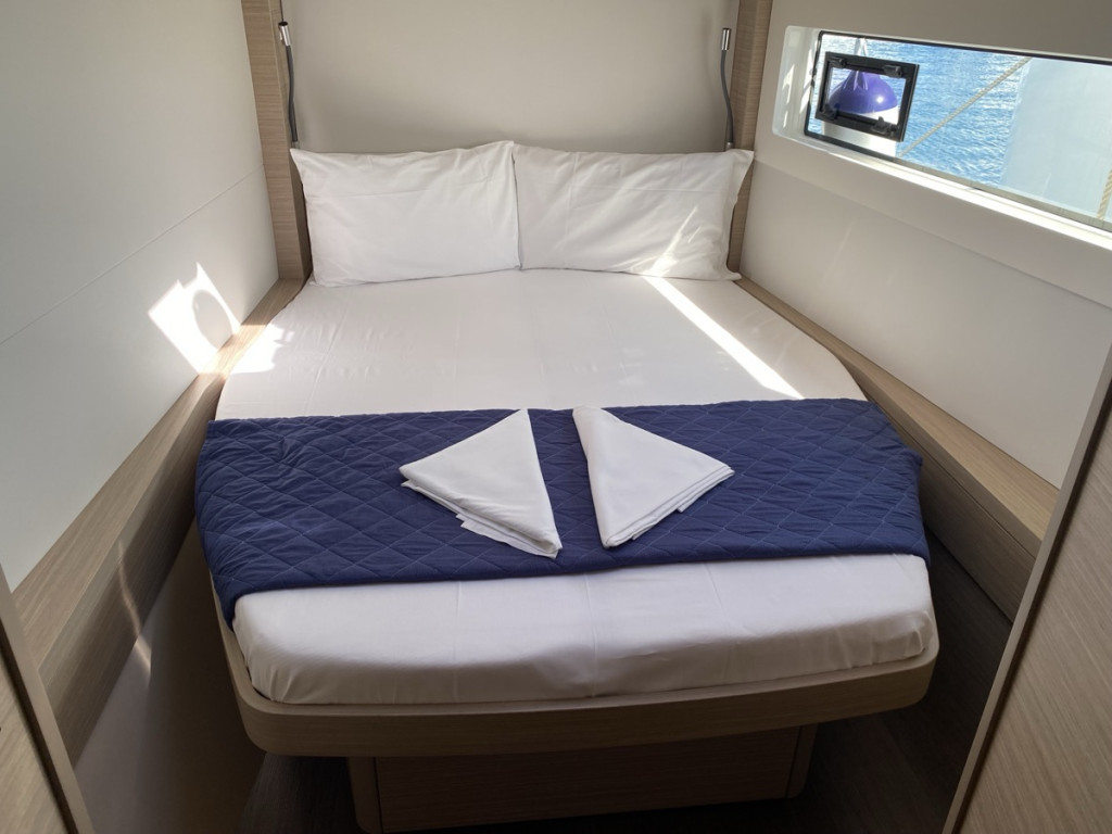 Yacht LAGOON - 46 "Hercules"