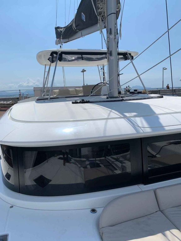 Yacht LAGOON - 46 "Lumina"