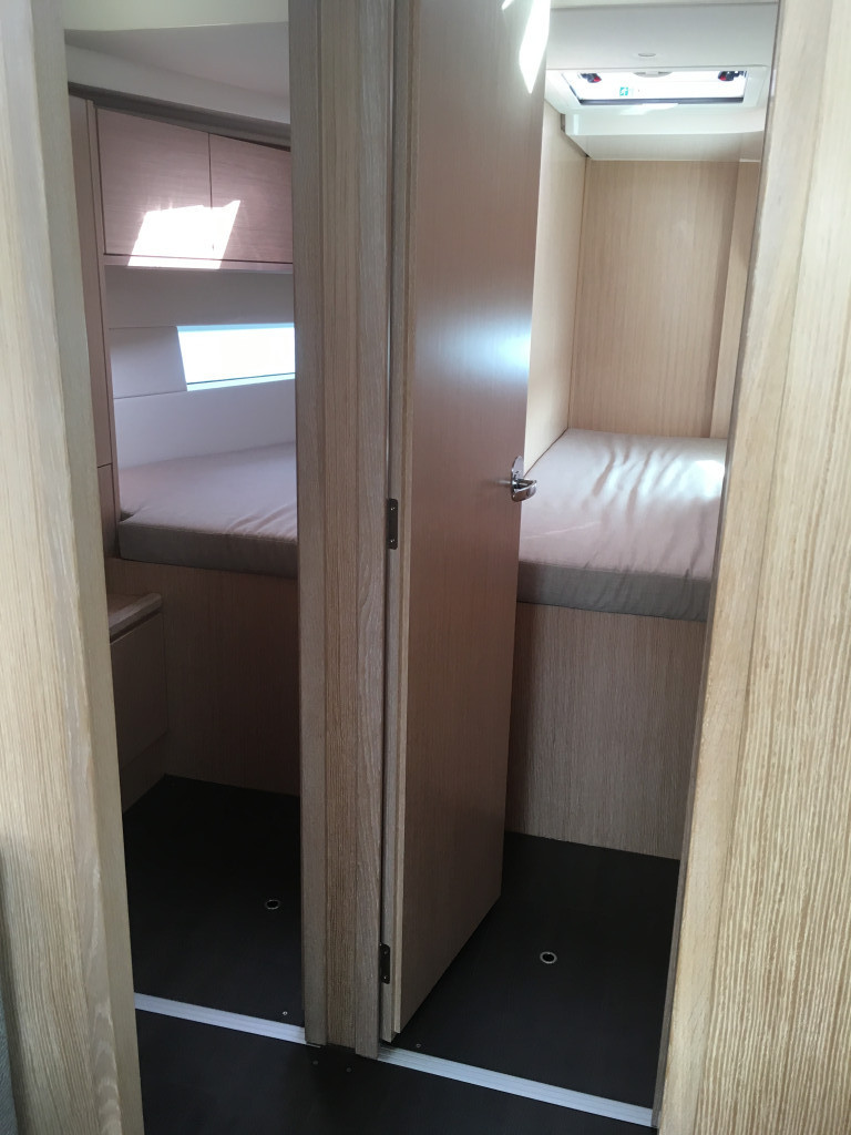 Yacht BAVARIA - C45 "Red Horizon"