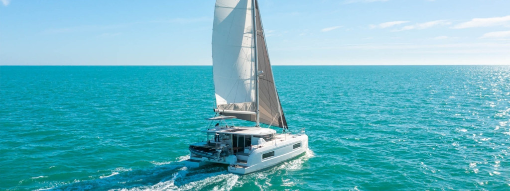Yacht LAGOON - 38 "Alma Breeze"