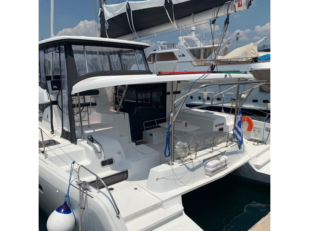 Yacht LAGOON - 42 "Neverland"
