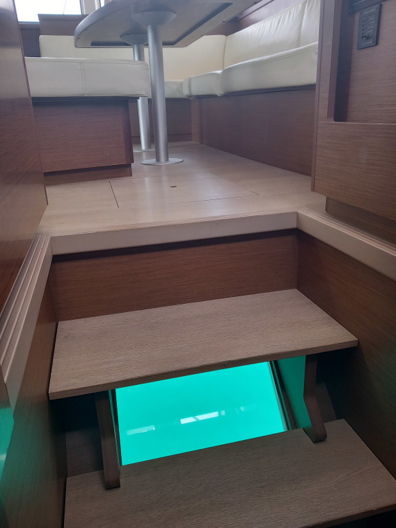 Yacht LAGOON - 42 "Neverland"