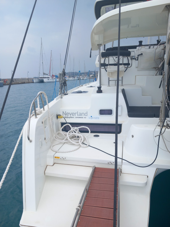 Yacht LAGOON - 42 "Neverland"