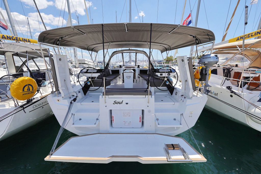 Yacht DUFOUR - 44 "Soul"