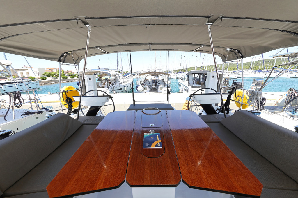 Yacht DUFOUR - 44 "Soul"