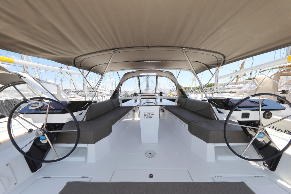 Yacht DUFOUR - 44 "Funk"