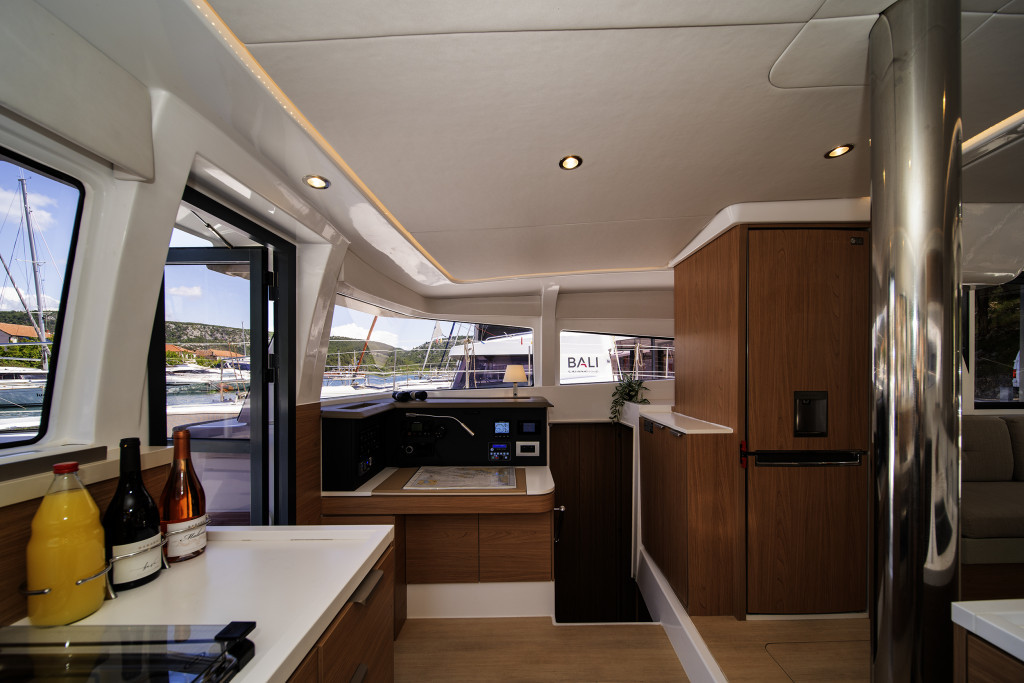 Yacht CATANA - Bali 4.2 "First Feeling"