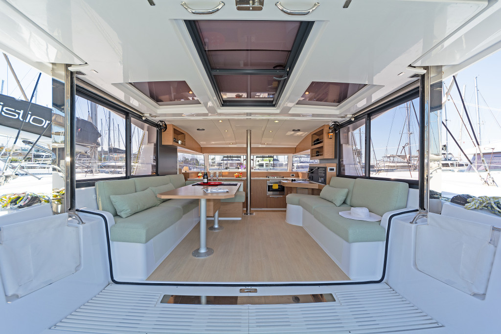 Yacht CATANA - Bali Catsmart "First Toy"