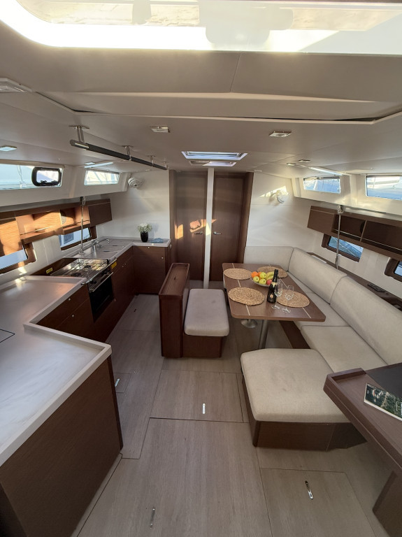 Yacht BENETEAU - Oceanis 46.1 "Athena 2"