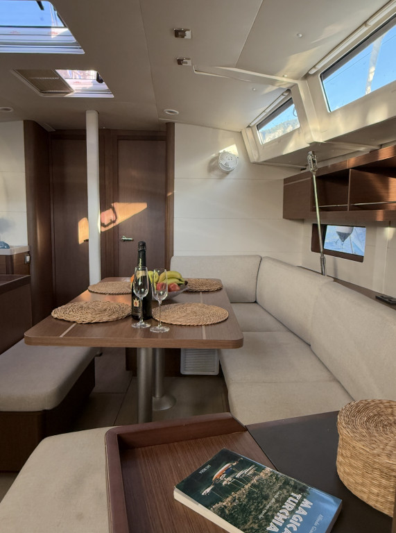 Yacht BENETEAU - Oceanis 46.1 "Athena 2"