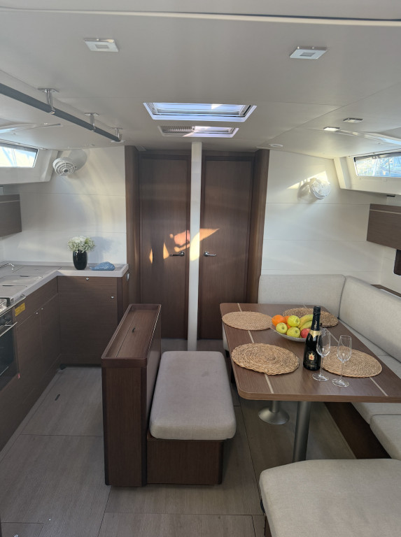 Yacht BENETEAU - Oceanis 46.1 "Athena 2"
