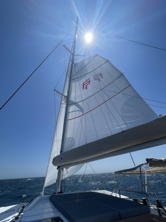 Yacht FOUNTAINE PAJOT - Elba 45 "Honu Moana"