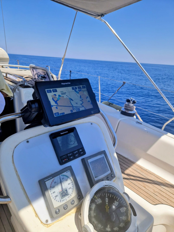 Yacht BAVARIA - 38 "Siesta"