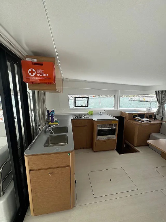 Yacht EXCESS-CATAMARANS - 14 "Princess Rita"