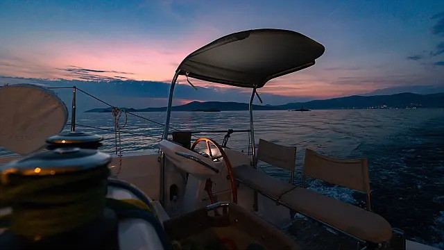 Yacht EXCESS-CATAMARANS - 15 "Issa"