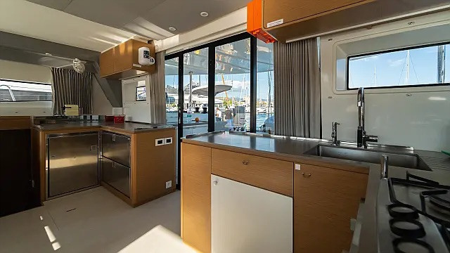 Yacht EXCESS-CATAMARANS - 15 "Issa"