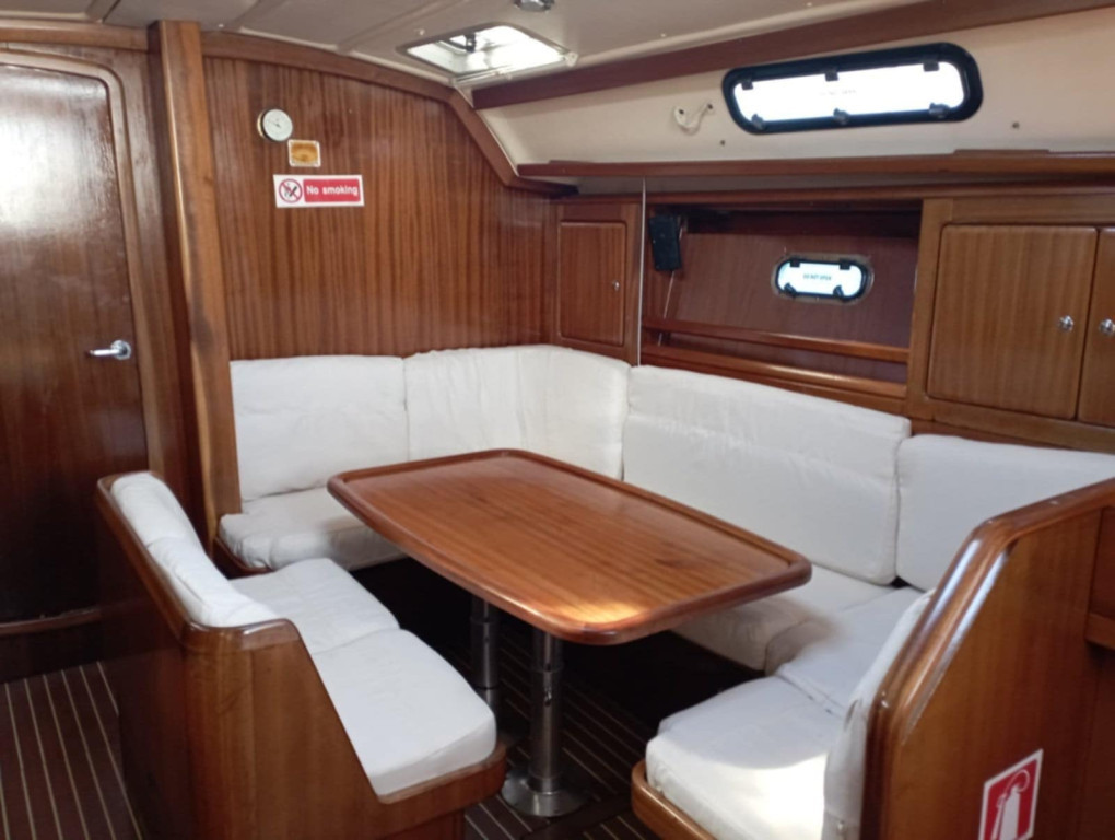 Yacht BAVARIA - 40 "Salty Baby"