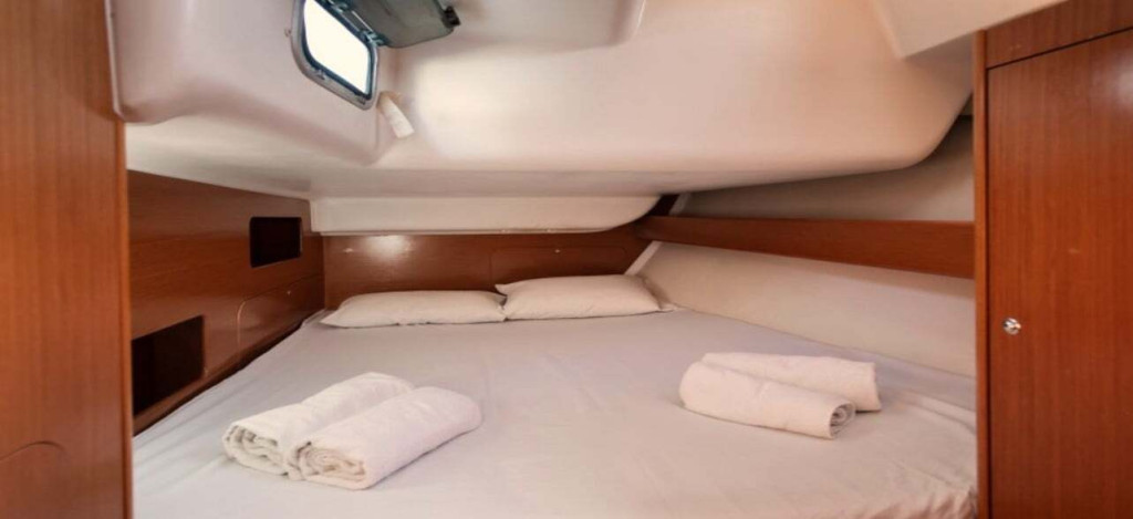 Yacht BENETEAU - Cyclades 43.4 "Ksenya"