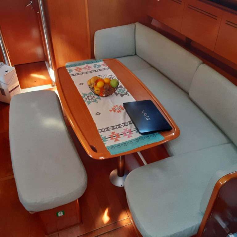 Yacht BENETEAU - Cyclades 43.4 "La Luna"