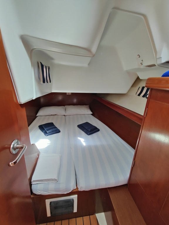 Yacht BENETEAU - Oceanis 393 "Crete"