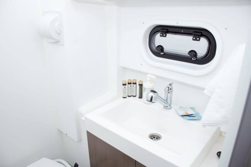 Yacht CATANA - Bali 4.3 "Fasteam One"