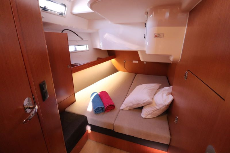 Yacht BAVARIA - Cruiser 51 "Euphoria"