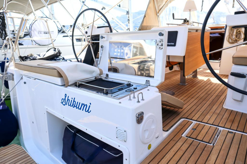 Yacht DUFOUR - 390 Grand Large "Shibumi"