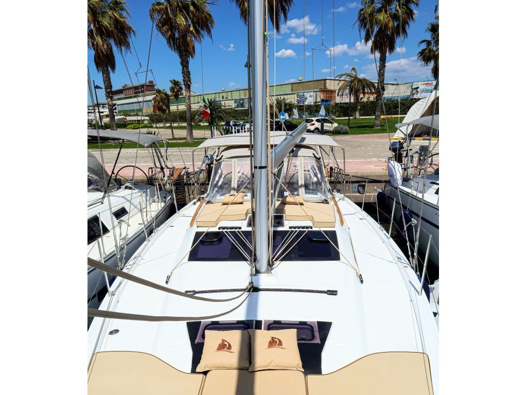 Yacht DUFOUR - 390 Grand Large "Shibumi"